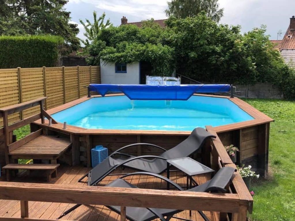 Piscine hors sol en bois avec nouveau liner