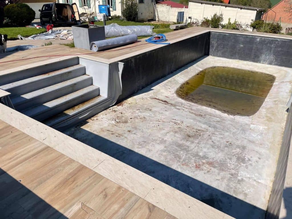 Remplacement de liner sur une piscine enterrée